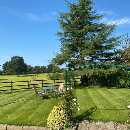 Bank Farm Cottages Nantwich Extérieur photo